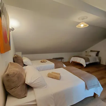 Rosa Hostel