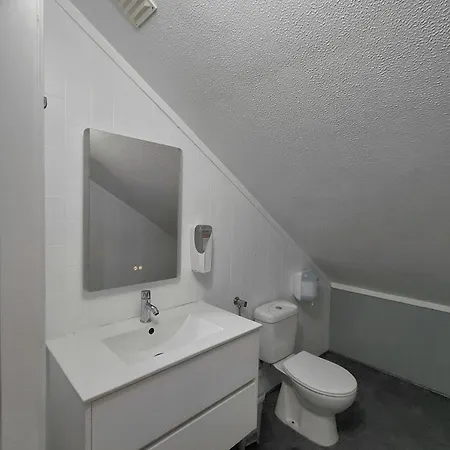 Albergue Rosa *